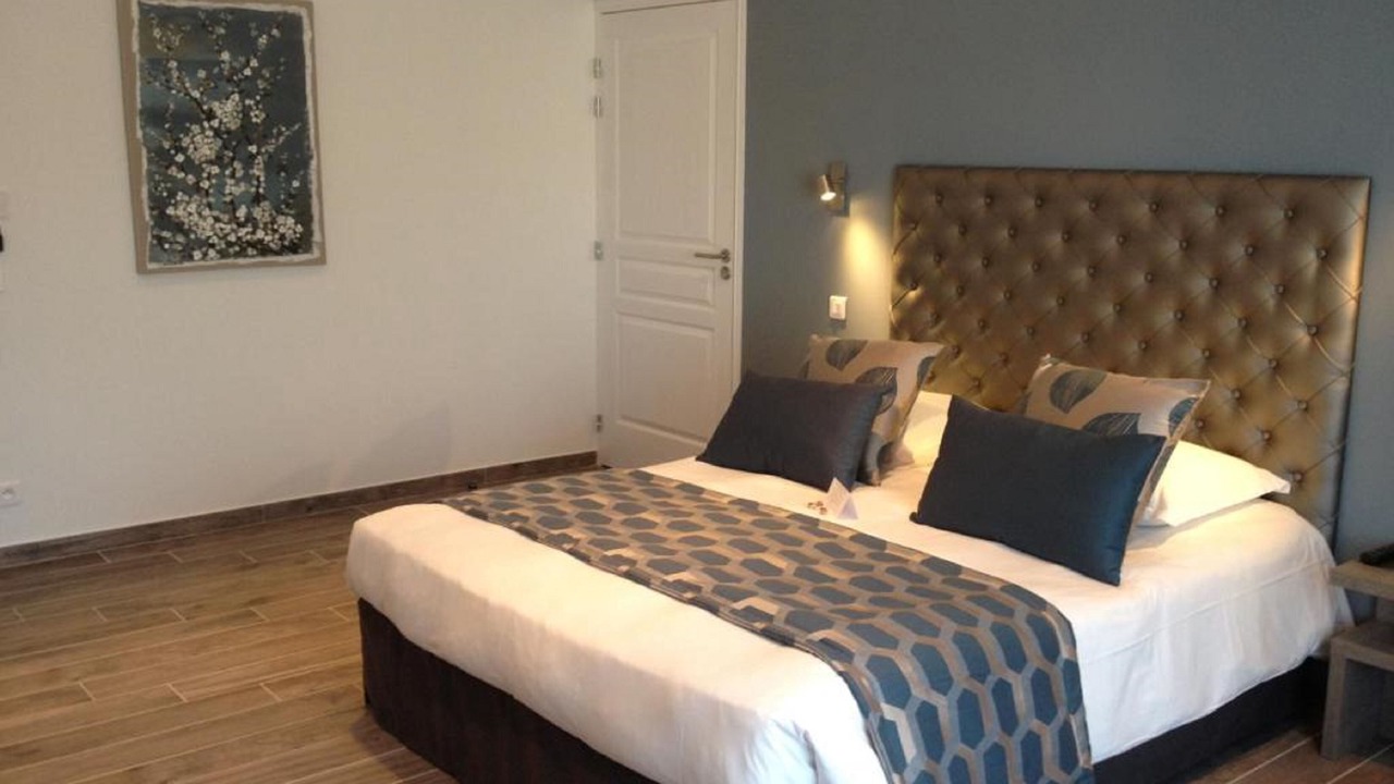 Photo of Bedroom in Maussane