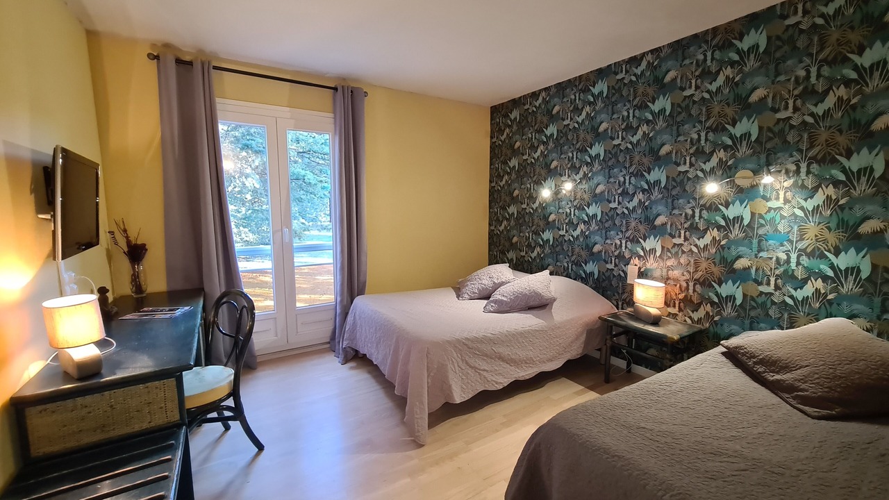Photo of Bedroom in Pont-Saint-Esprit