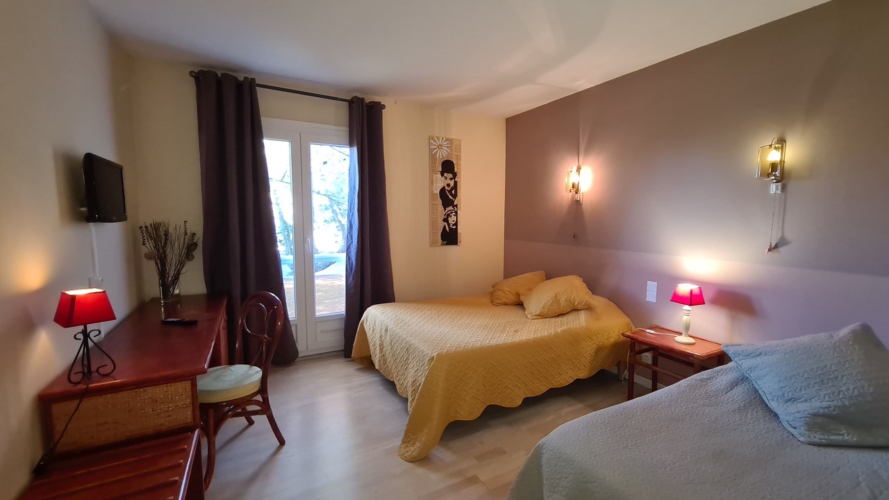 Photo of Bedroom in Pont-Saint-Esprit
