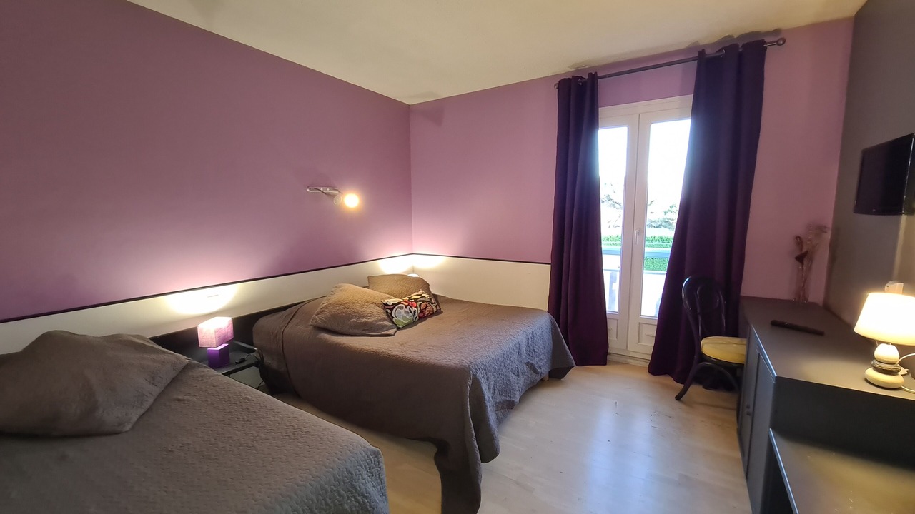 Photo of Bedroom in Pont-Saint-Esprit