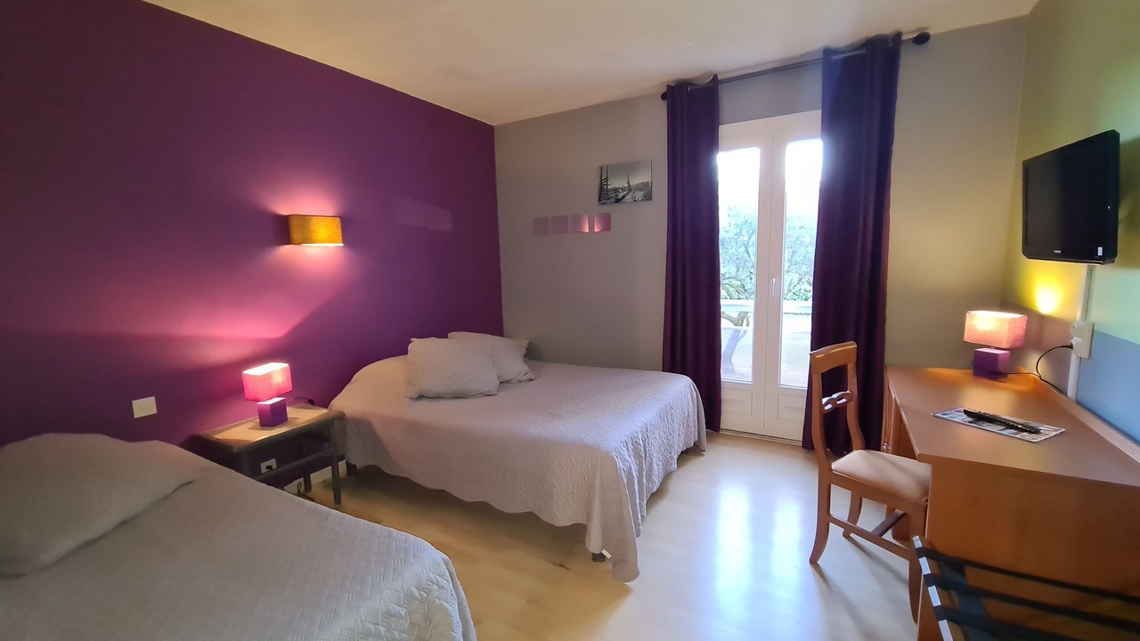 Photo of Bedroom in Pont-Saint-Esprit