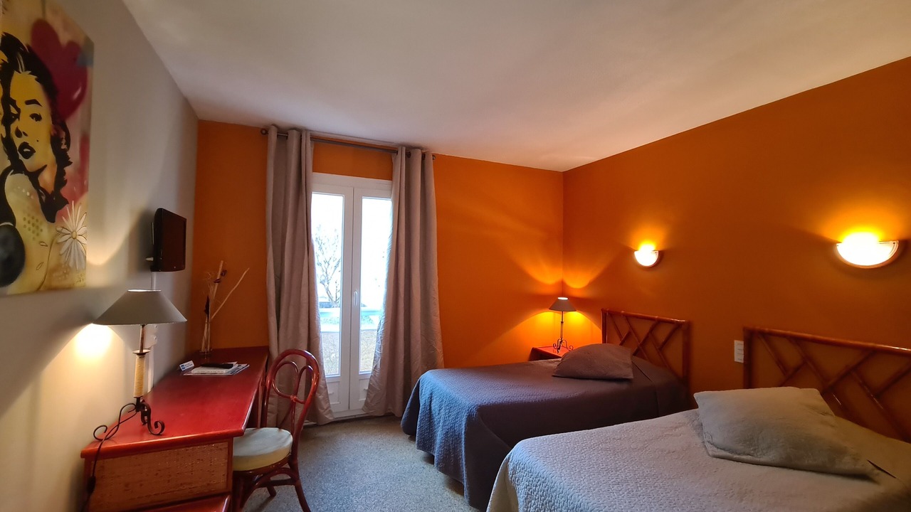 Photo of Bedroom in Pont-Saint-Esprit