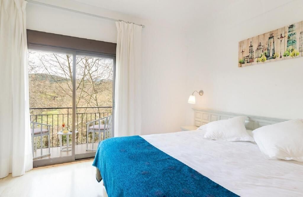 Photo of Bedroom in Macanet de Cabrenys