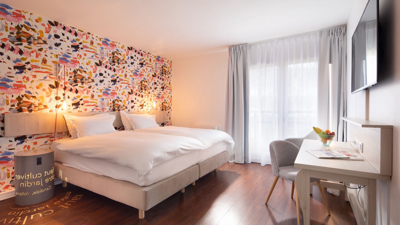 Photo of Bedroom in Ferney-Voltaire