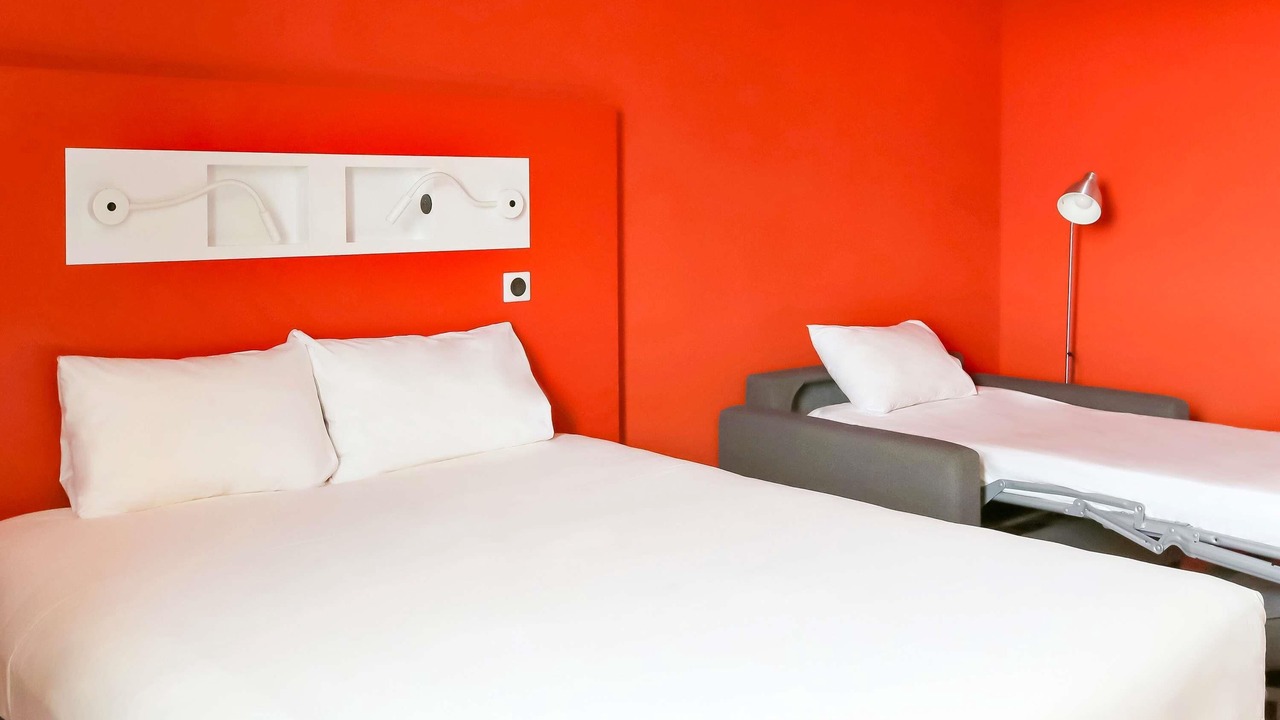 Photo of Bedroom in Saint-Genis-Pouilly