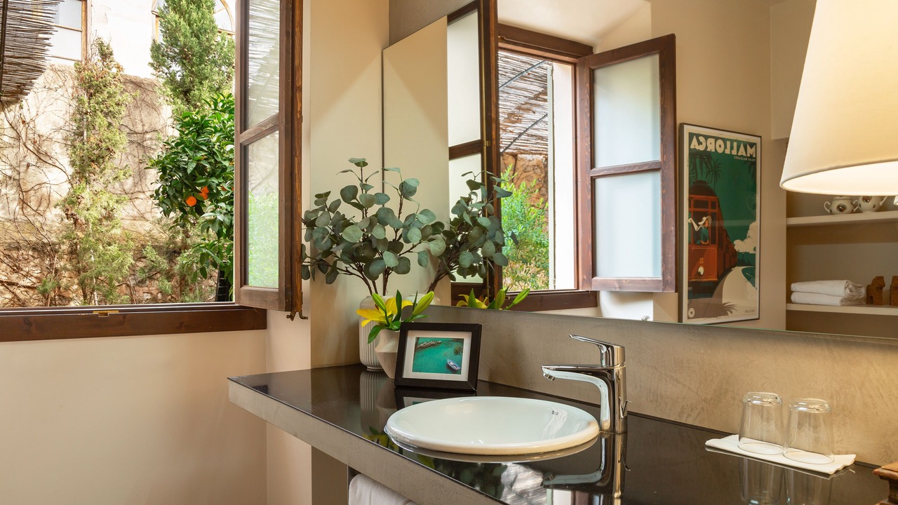 Photo of Bathroom in Soller