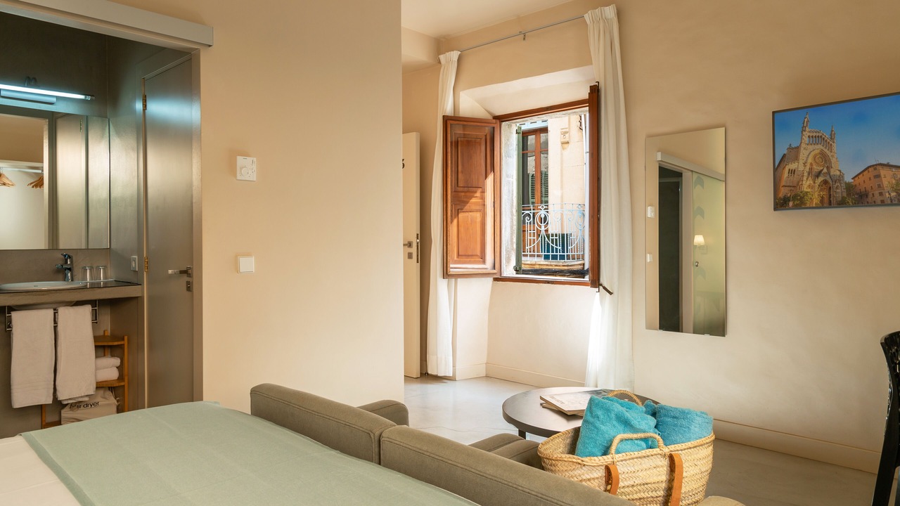 Photo of Bedroom in Soller