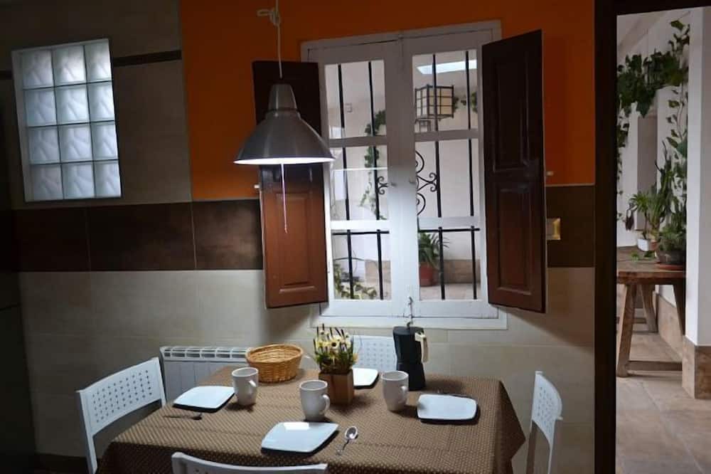 Photo of Kitchen in Burujon