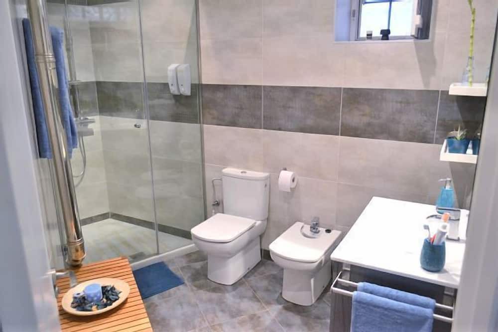 Photo of Bathroom in Burujon
