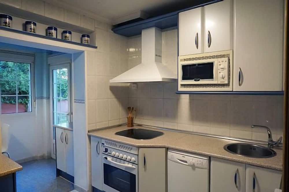 Photo of Kitchen in Grinon