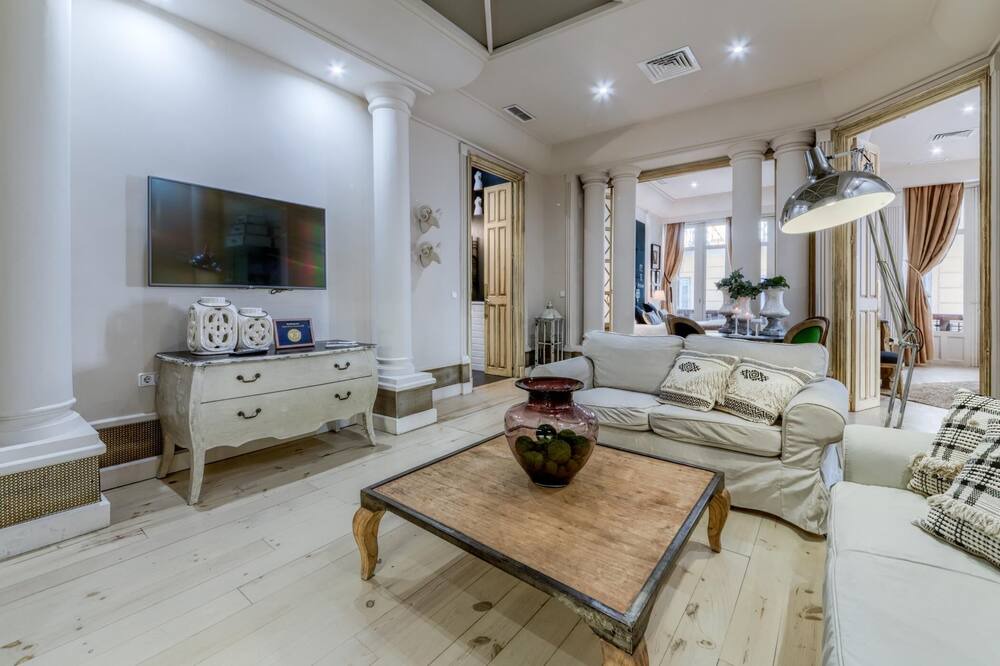 Photo of Livingroom in Centro