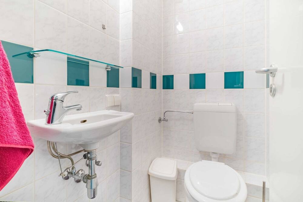 Photo of Bathroom in Kirchrode-Bemerode-Wulferode