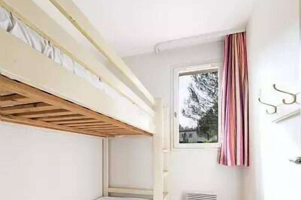 Photo of Bedroom in Pont Royal