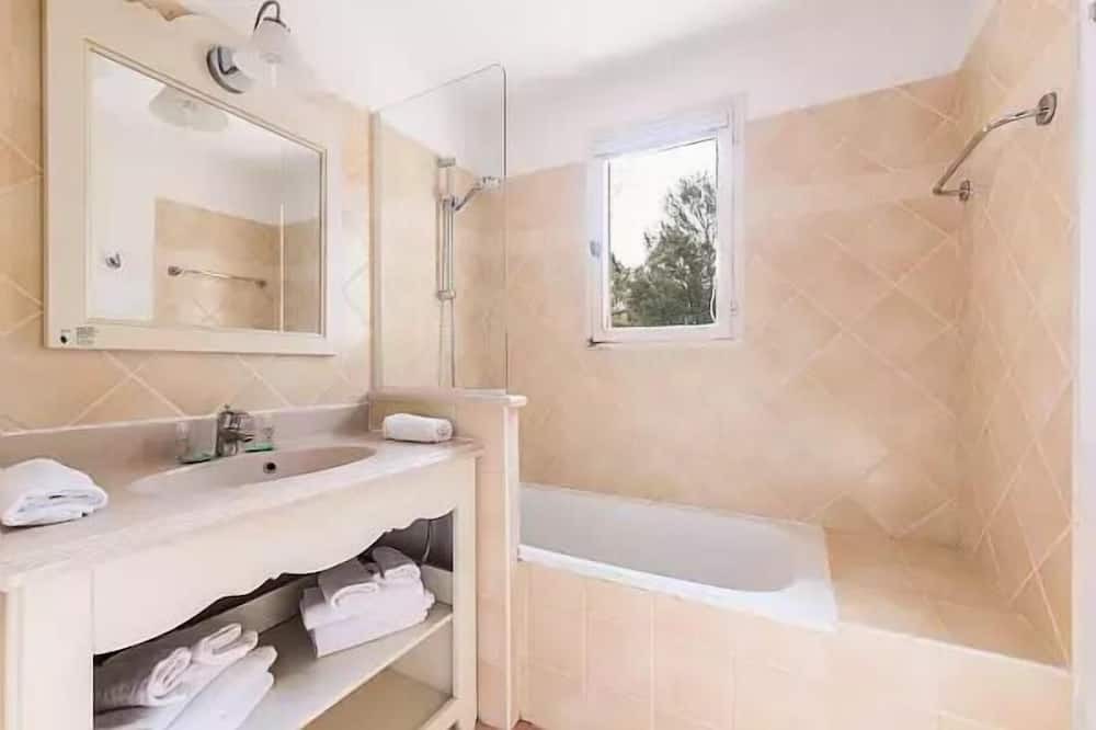 Photo of Bathroom in Pont Royal