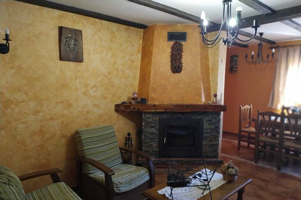 Photo of Livingroom in Poveda de la Sierra