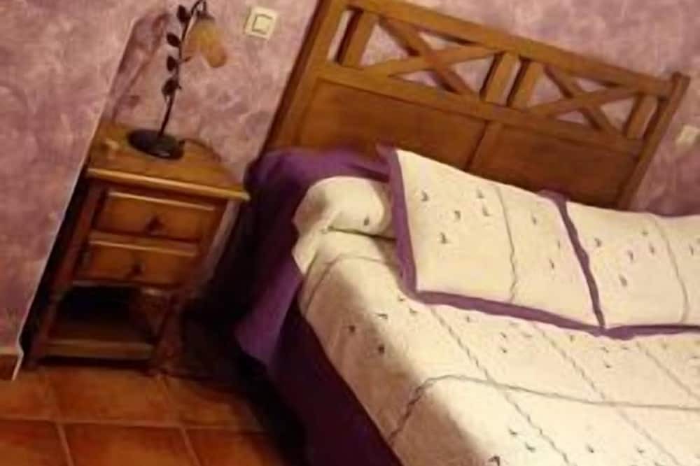 Photo of Bedroom in Poveda de la Sierra