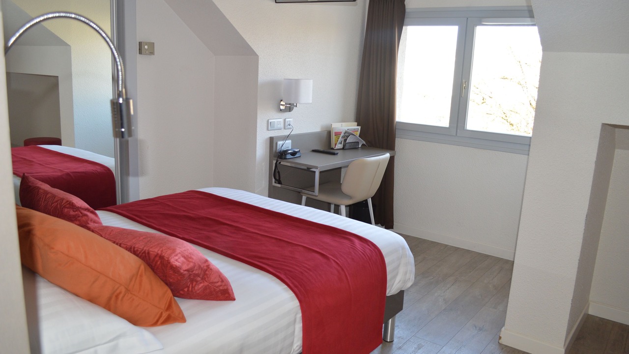 Photo of Bedroom in Lons-le-Saunier