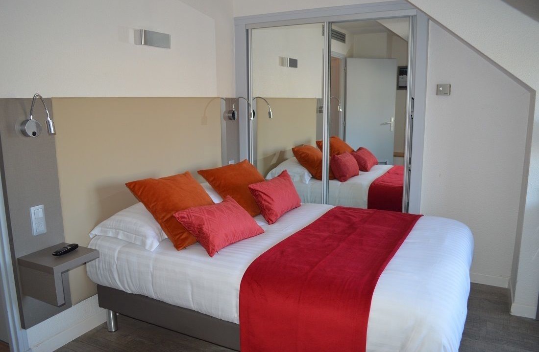 Photo of Bedroom in Lons-le-Saunier