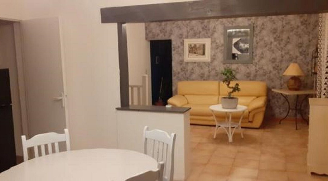 Photo of Others in Beaucaire