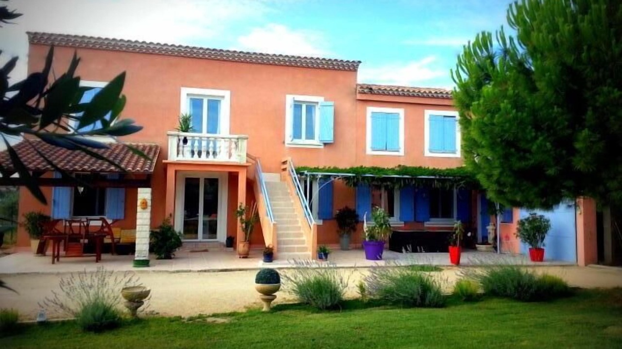 Photo of Outdoor in Beaucaire