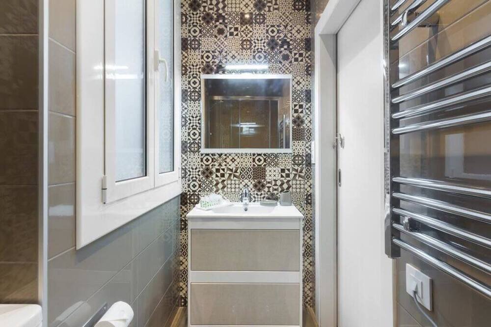 Photo of Bathroom in El Parc i la Llacuna del Poblenou