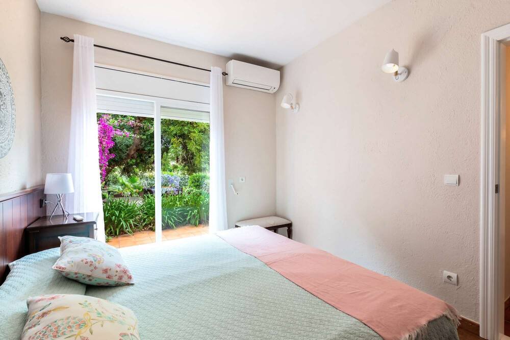Photo of Bedroom in Bonmont Terres Noves