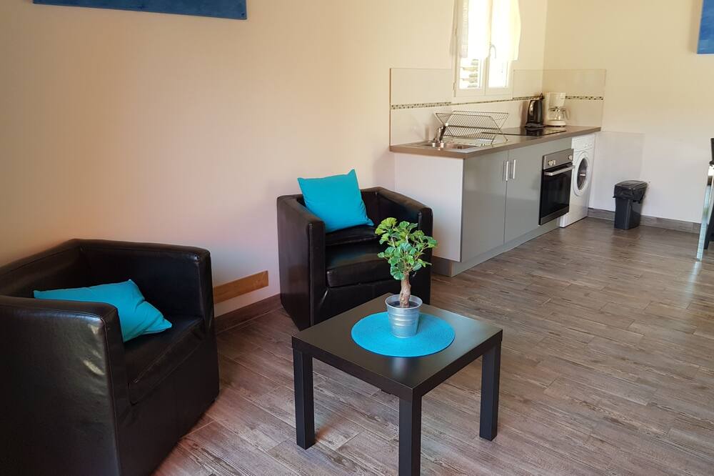 Photo of Livingroom in Montaud