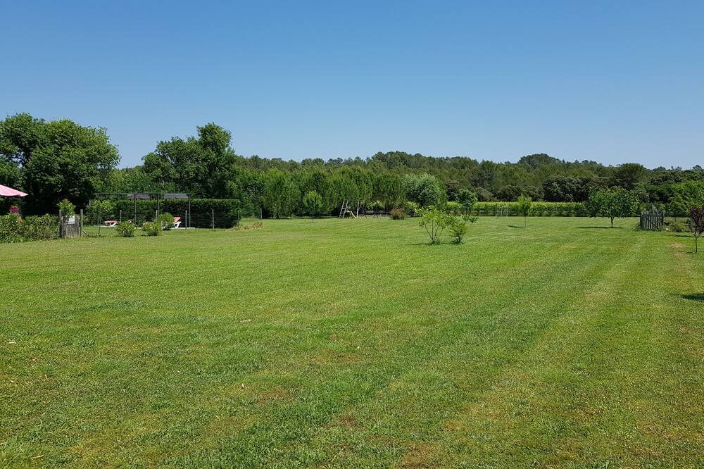 Photo of Outdoor in Montaud