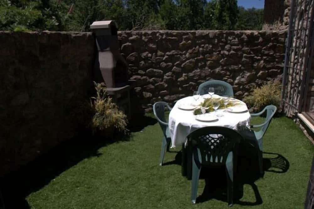 Photo of Outdoor in Gilgarcia