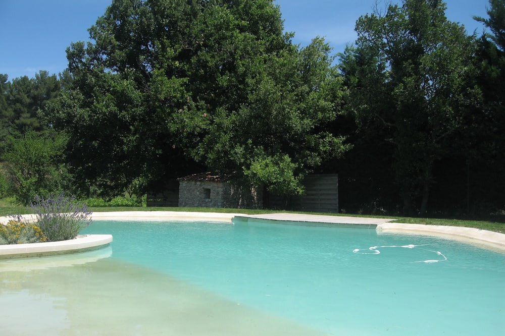 Photo of Outdoor in Eguilles