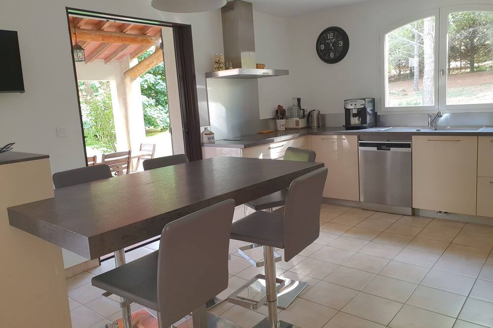 Photo of Kitchen in Eguilles