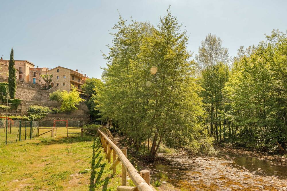 Photo of Outdoor in Albanya