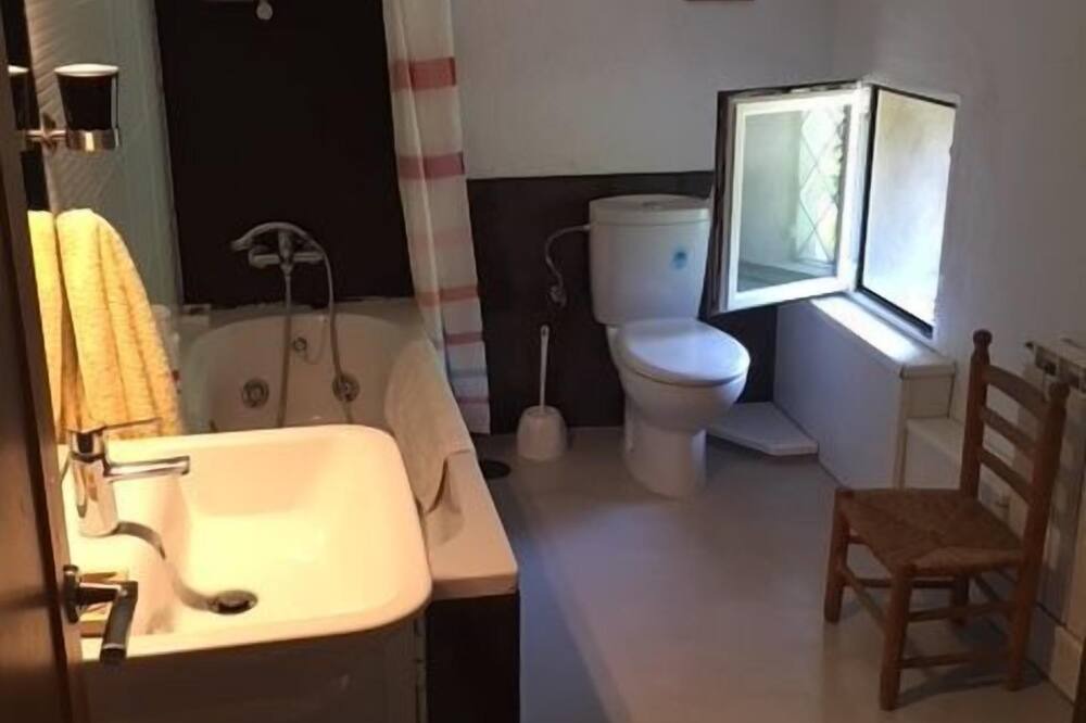 Photo of Bathroom in Piedralaves