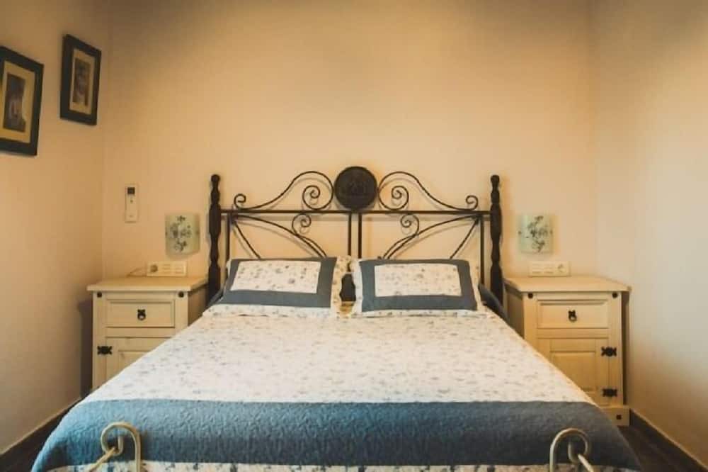 Photo of Bedroom in Villasbuenas de Gata