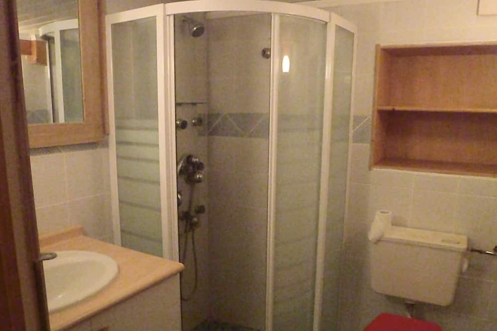 Photo of Bathroom in Farges