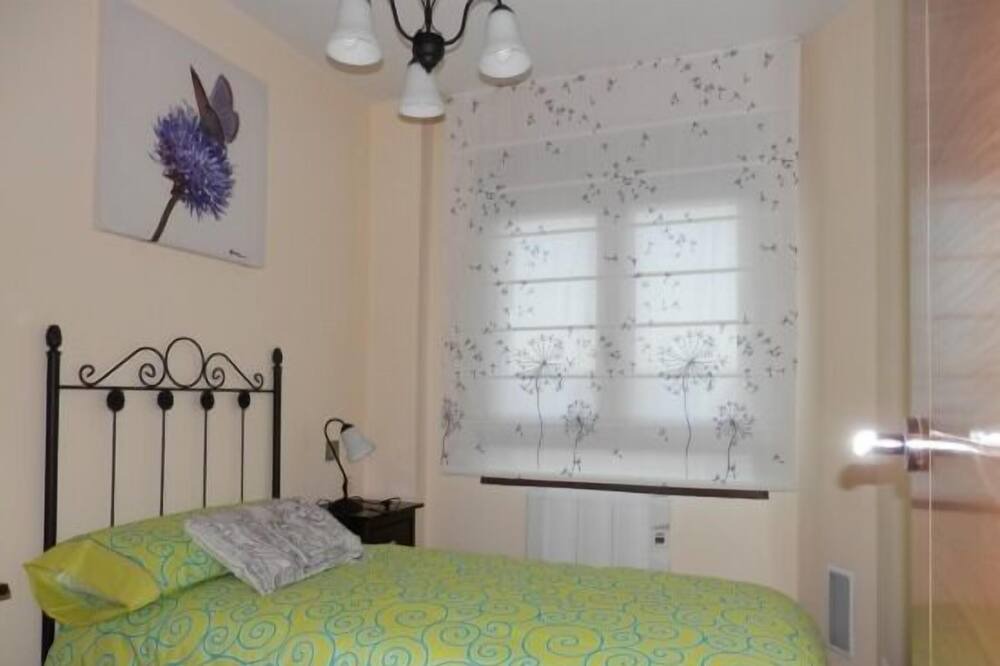 Photo of Bedroom in Bernuy-Salinero