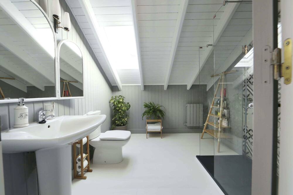 Photo of Bathroom in Tanarrio