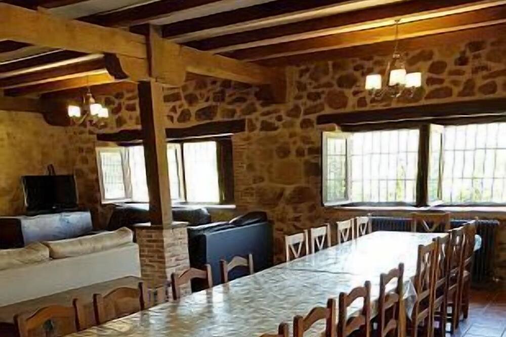 Photo of Kitchen in Cuacos de Yuste
