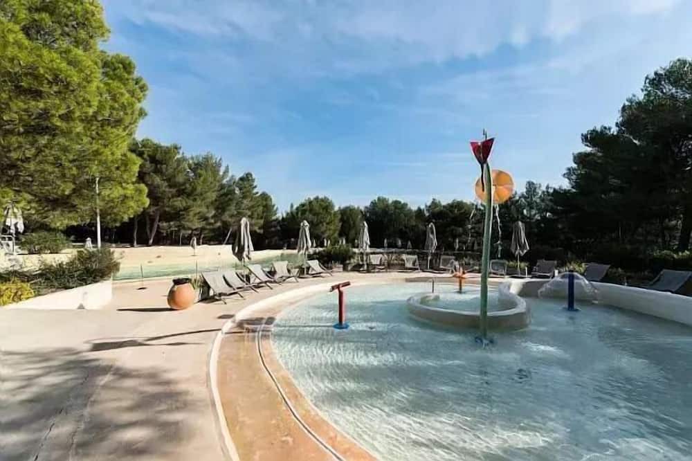 Photo of Outdoor in Pont Royal