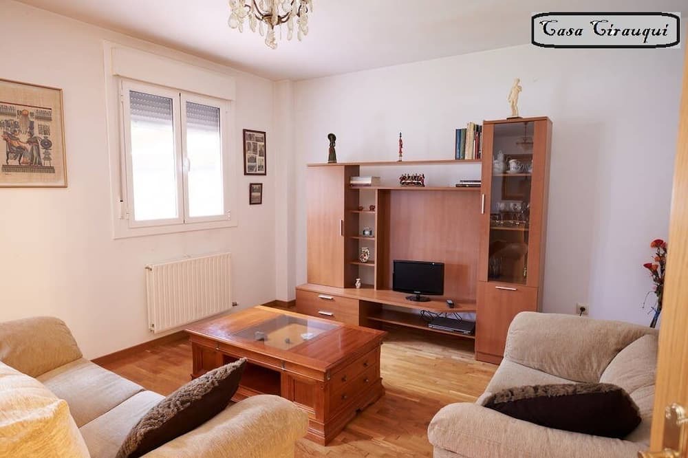 Photo of Livingroom in Cirauqui