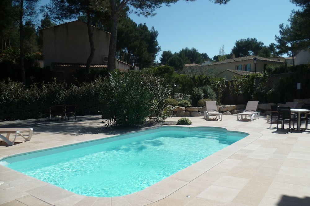 Photo of Outdoor in Pont Royal