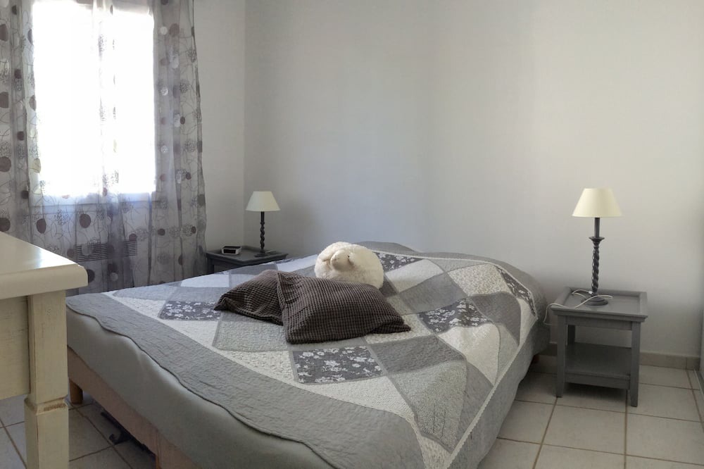 Photo of Bedroom in Pont Royal