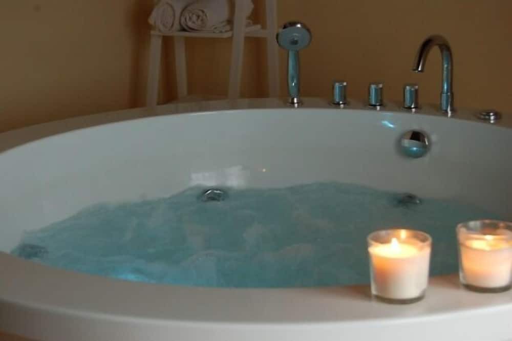 Photo of Bathroom in Gilgarcia