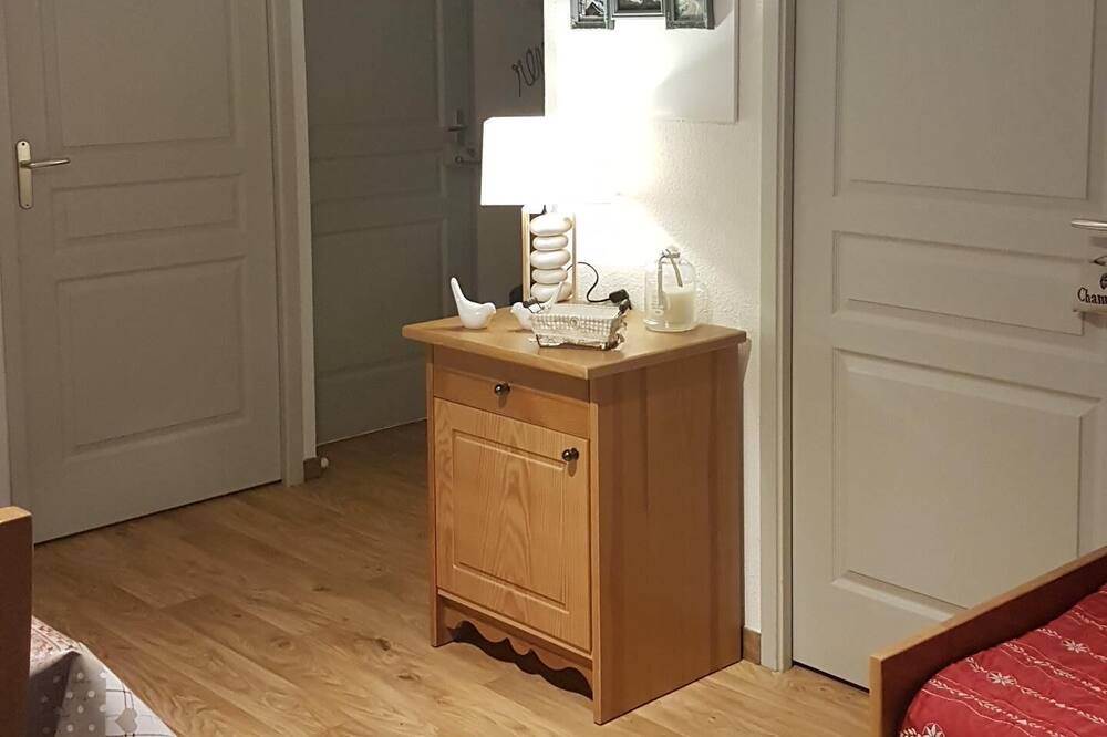 Photo of Bedroom in Albiez-le-Vieux