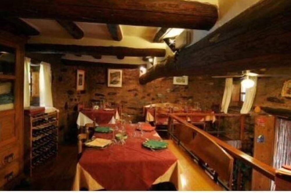 Photo of Kitchen in Robledillo de Gata
