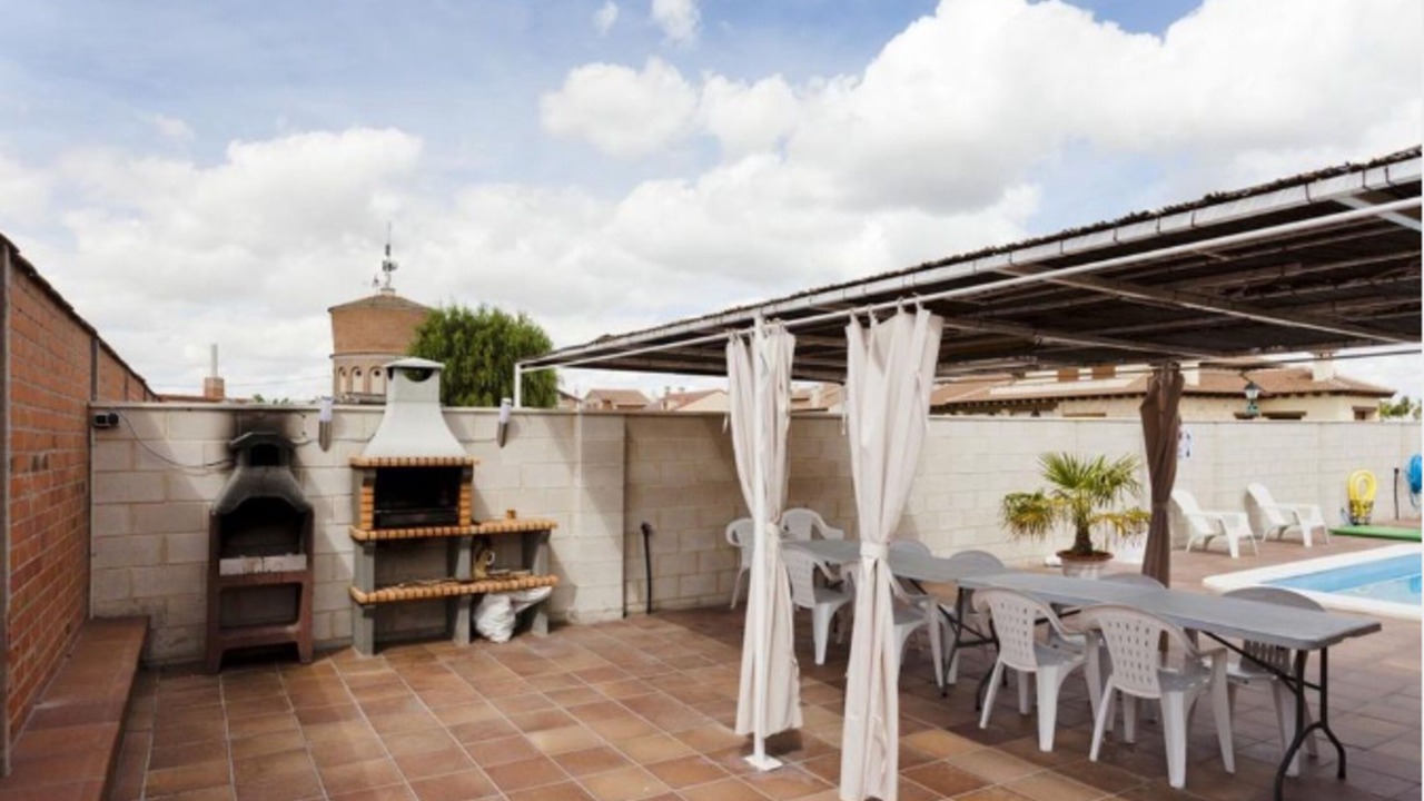 Photo of Outdoor in Nava de la Asuncion