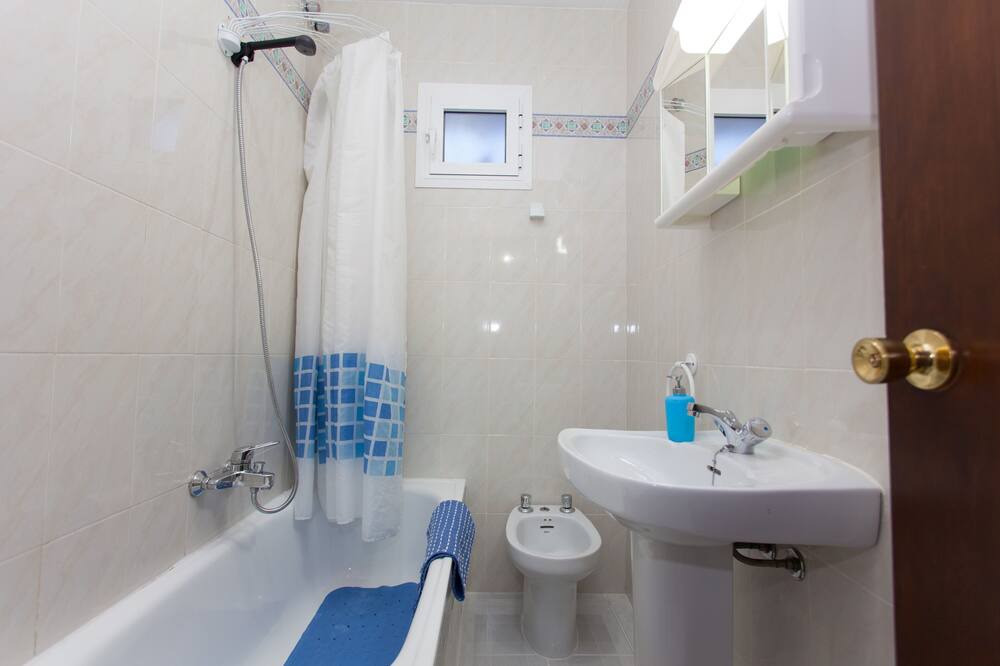 Photo of Bathroom in Villafranca de los Barros