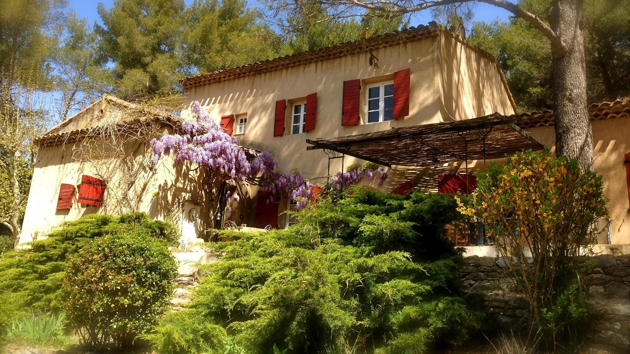 Photo of Outdoor in Simiane-Collongue