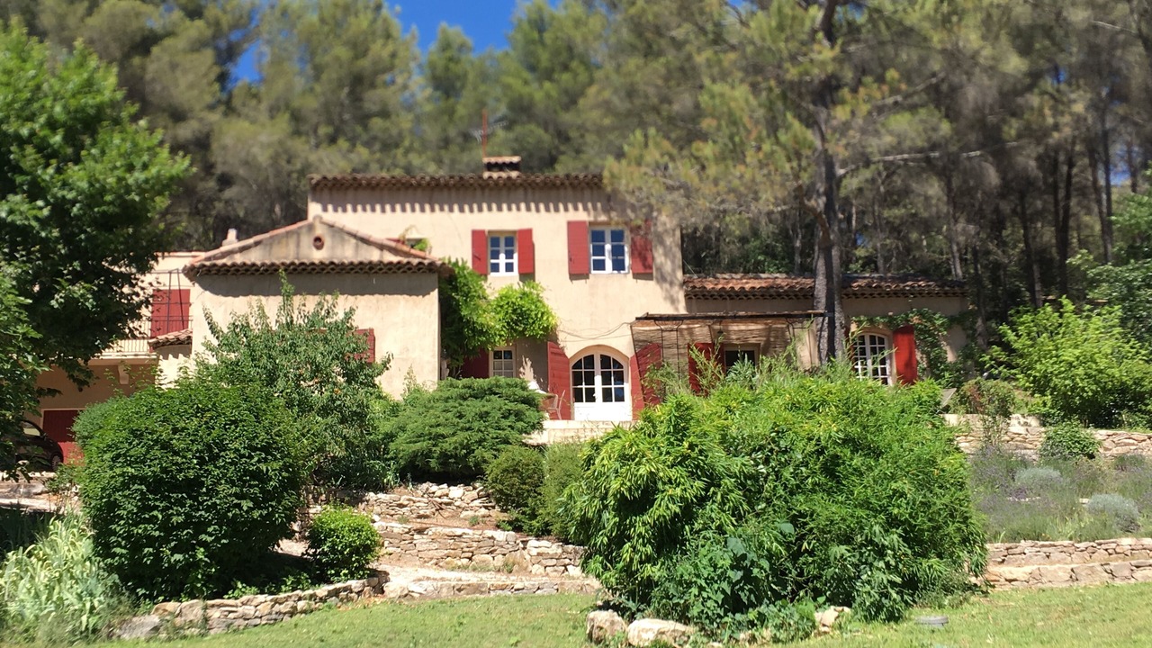 Photo of Outdoor in Simiane-Collongue