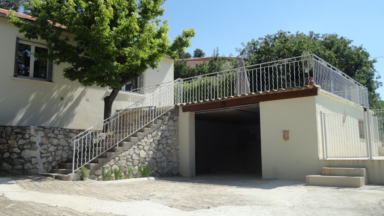 Photo of Outdoor in Chateauneuf-du-Pape